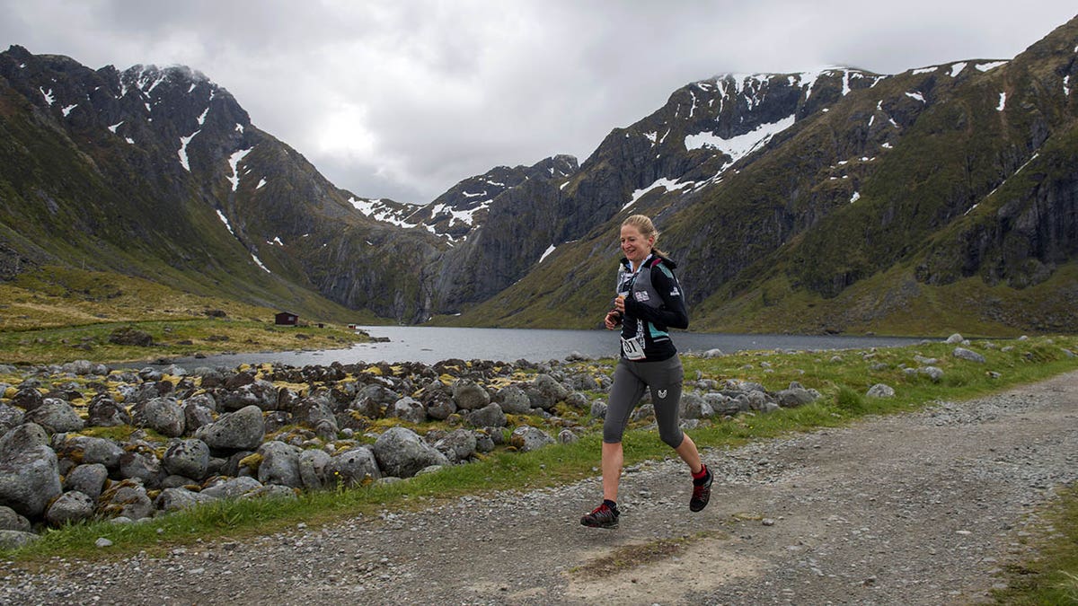 Scottish ultra-marathon runner banned for 12 months after hitching a ride in a car during foot race: reports