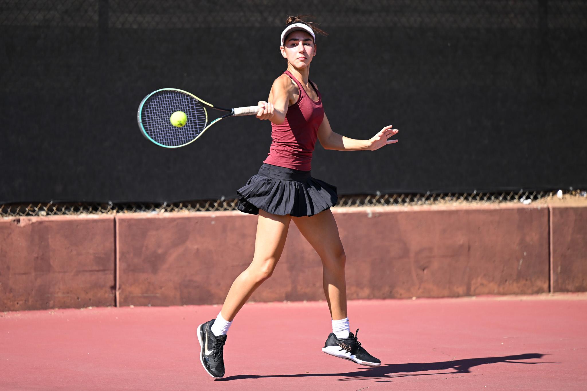 LCHS Tennis Player Raises Funds for CHLA