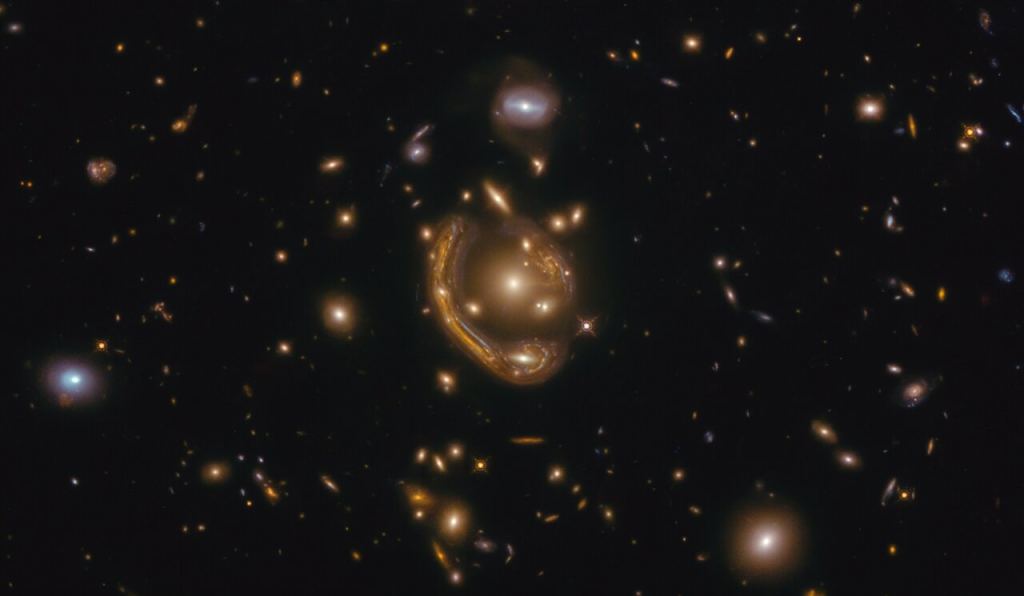 Civilizations Could Use Gravitational Lenses to Transmit Power From Star to Star