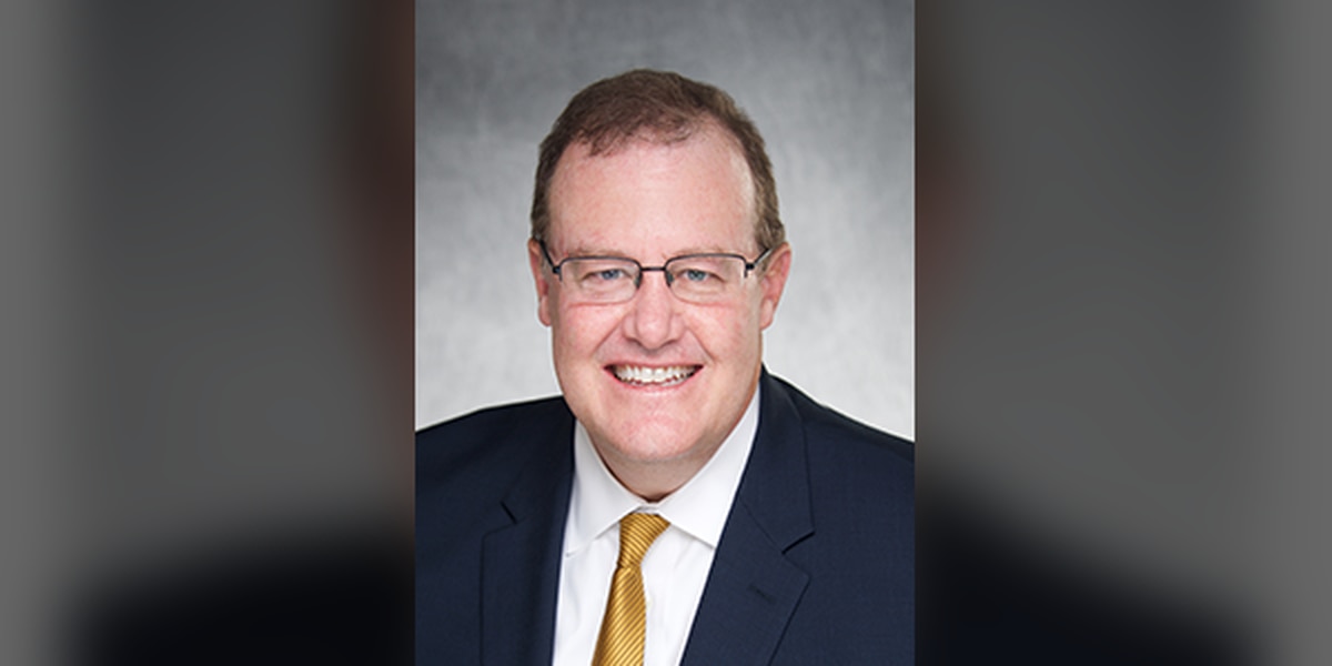 Univ. of Iowa Health Care names new CEO, associate vice president