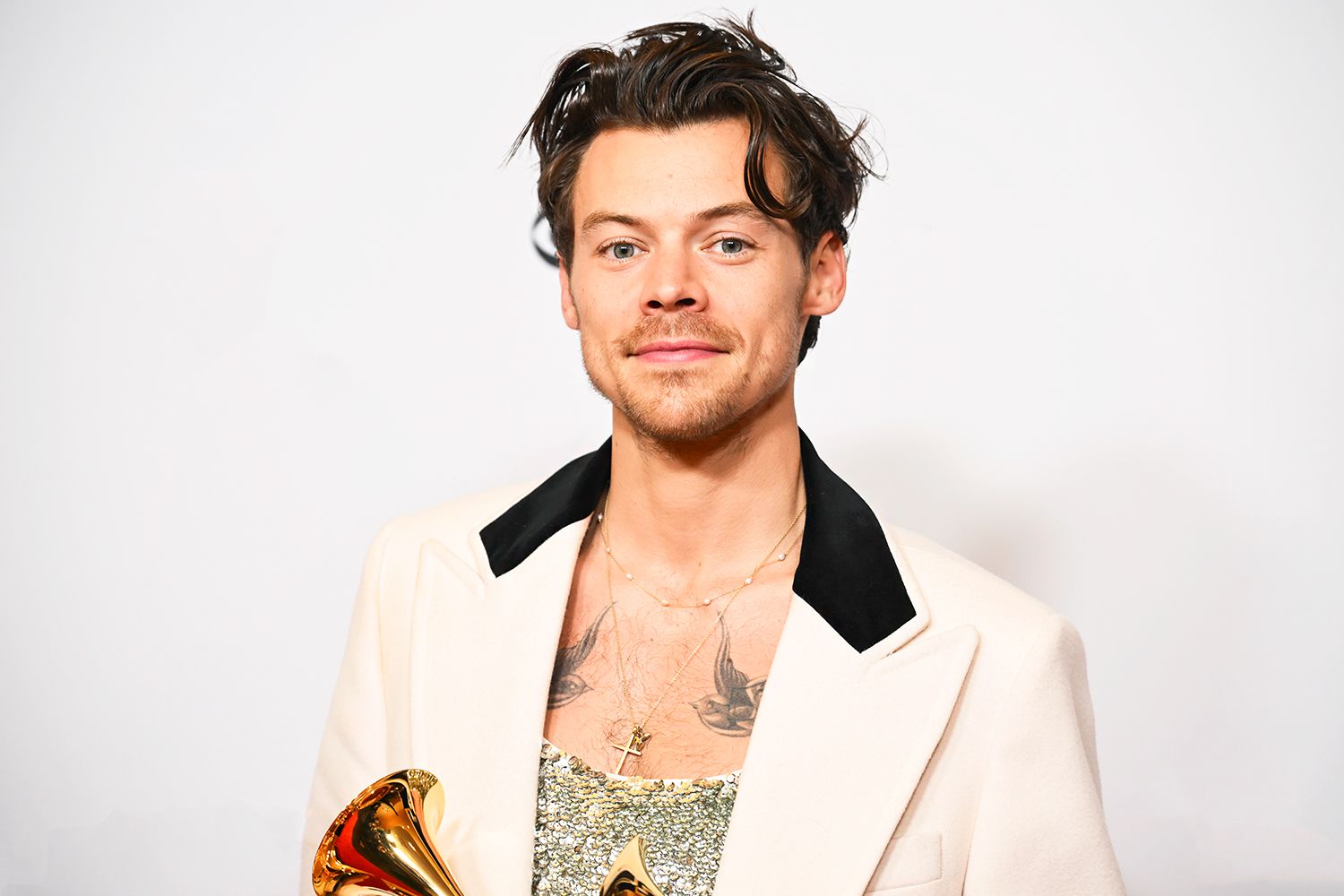 Deuxmoi Revealed: Meet the Woman Who Sent Harry Styles Fans Into a Frenzy