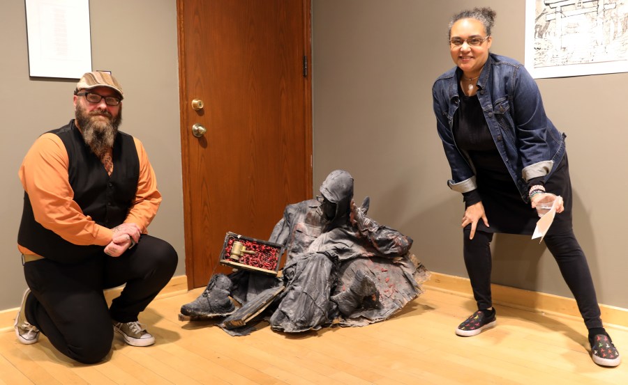 Monmouth student art addresses veteran suicide