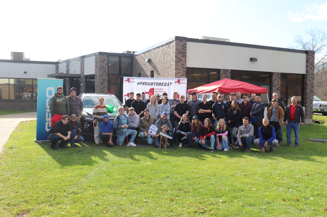 U.S. veteran receives donated vehicle at BOCES Cooper Campus