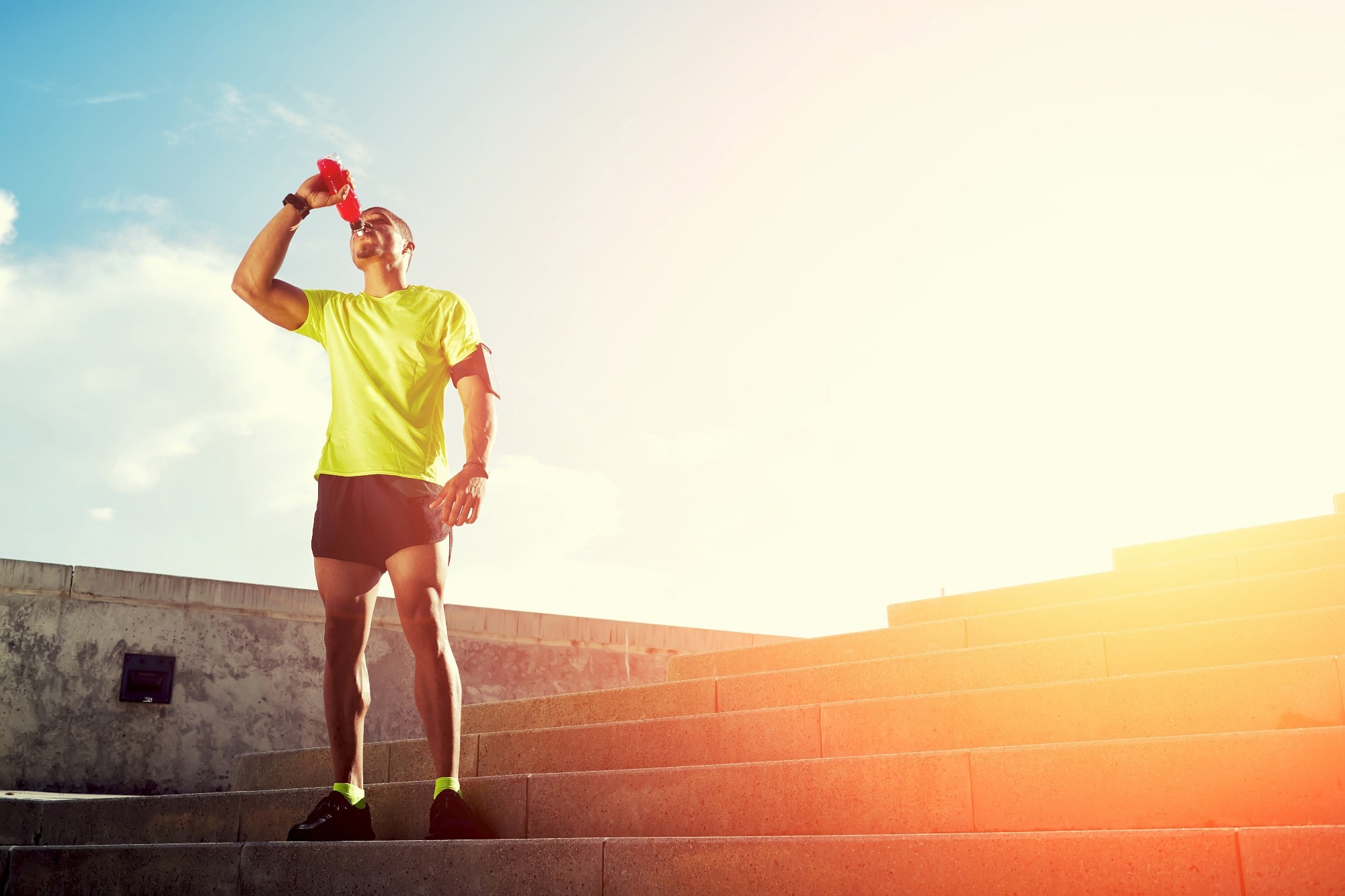 Optimal hydration post-exercise: Study compares sodium and carbohydrate levels in sports drinks for effective rehydration