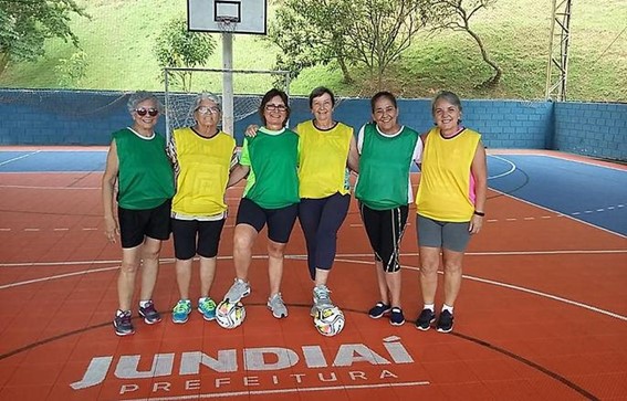 Walking Football como uma possibilidade de prática do futebol para mulheres 60+