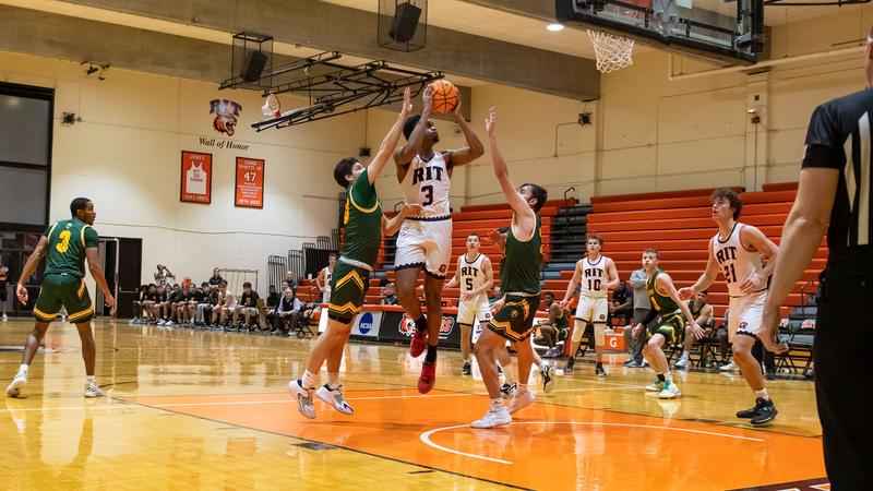 Men’s Basketball loses 86-70 to Nazareth – Rochester Institute of Technology Athletics