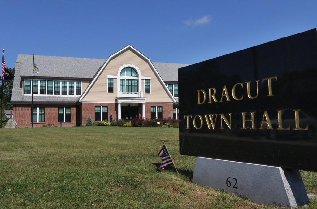 Years of ‘devastating’ deficits projected for Dracut