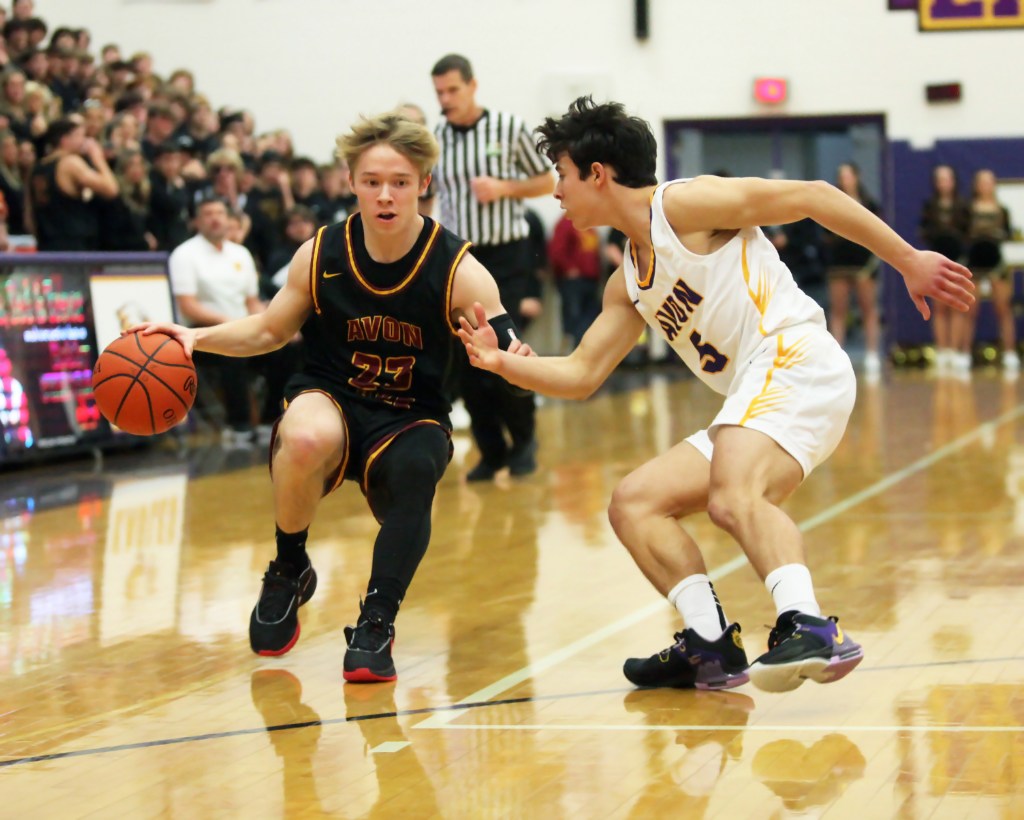 Avon Lake boys basketball: Shoremen flying under radar heading into season