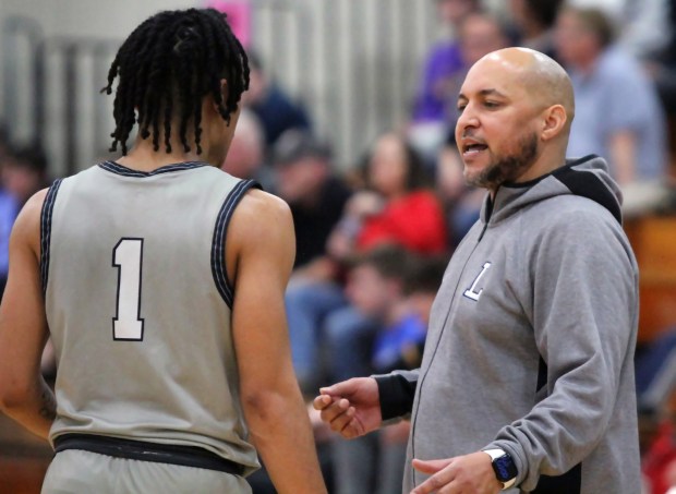 Lorain boys basketball: Kielian family bonds through basketball