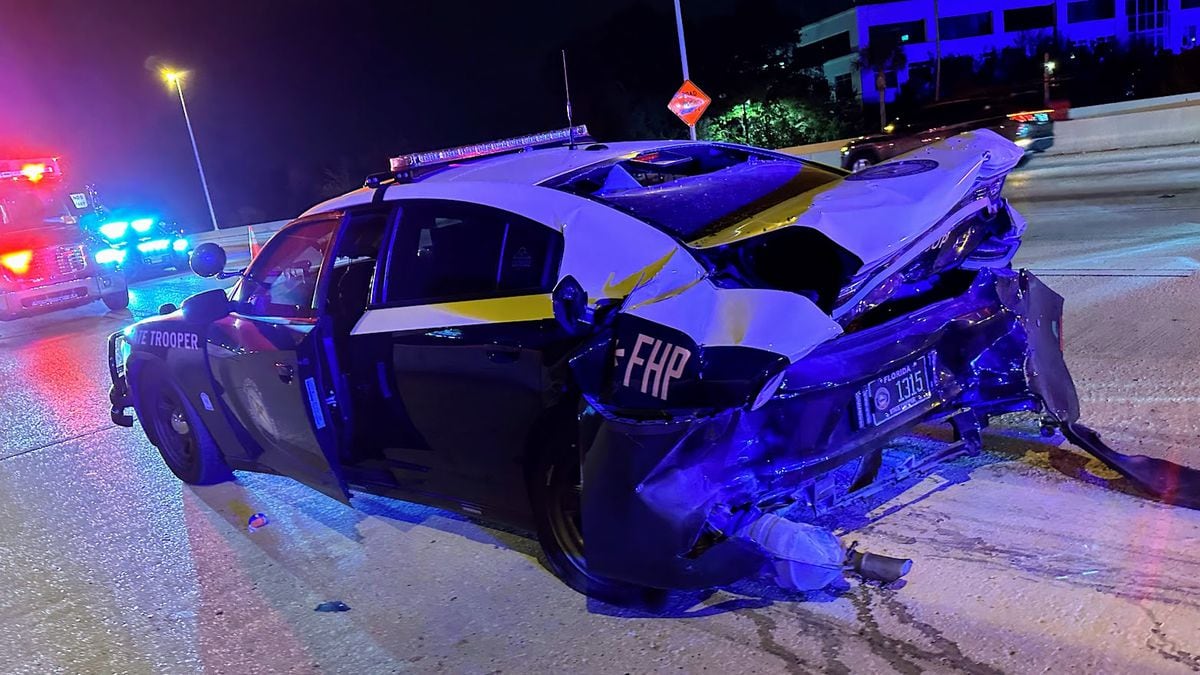 Driver crashes into Highway Patrol car on I-275 in Tampa, injuring trooper