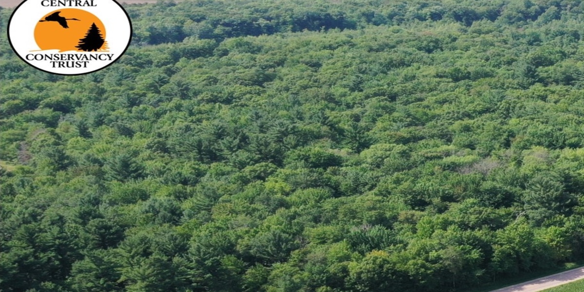 Stevens Point conservation group signs easement protecting 240 acres of private land