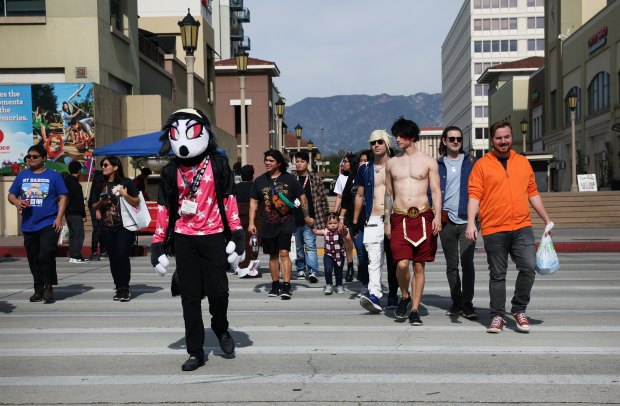 Anime Pasadena draws thousands for cosplay, creators and celebrities