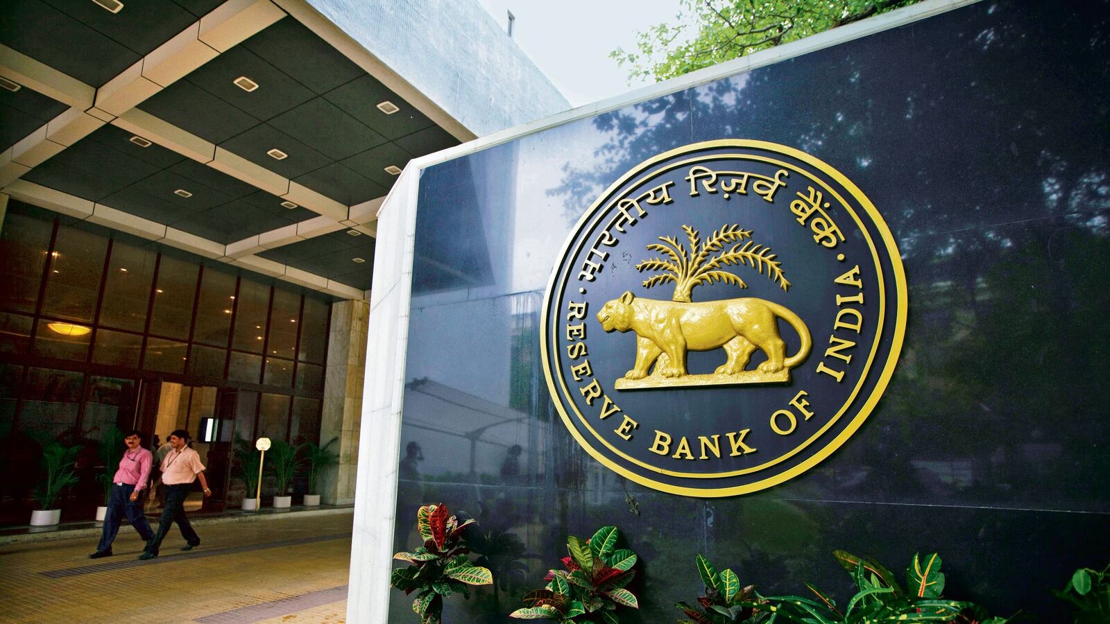 Manappuram, Anand Rathi Global Finance face monetary penalty for non-compliance