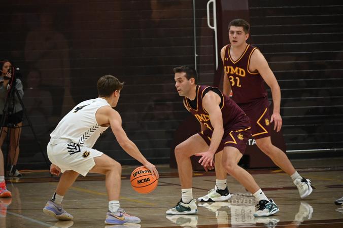 UMD Men’s Basketball Opens Regular Season at the GAC/NSIC Conference Crossover Tournament