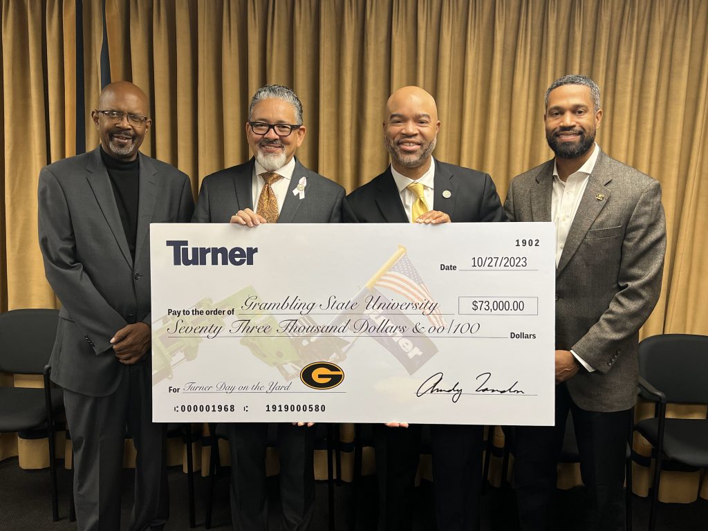 Turner Construction builds new relationship with Engineering Technology Department, donates $73,000 toward scholarships