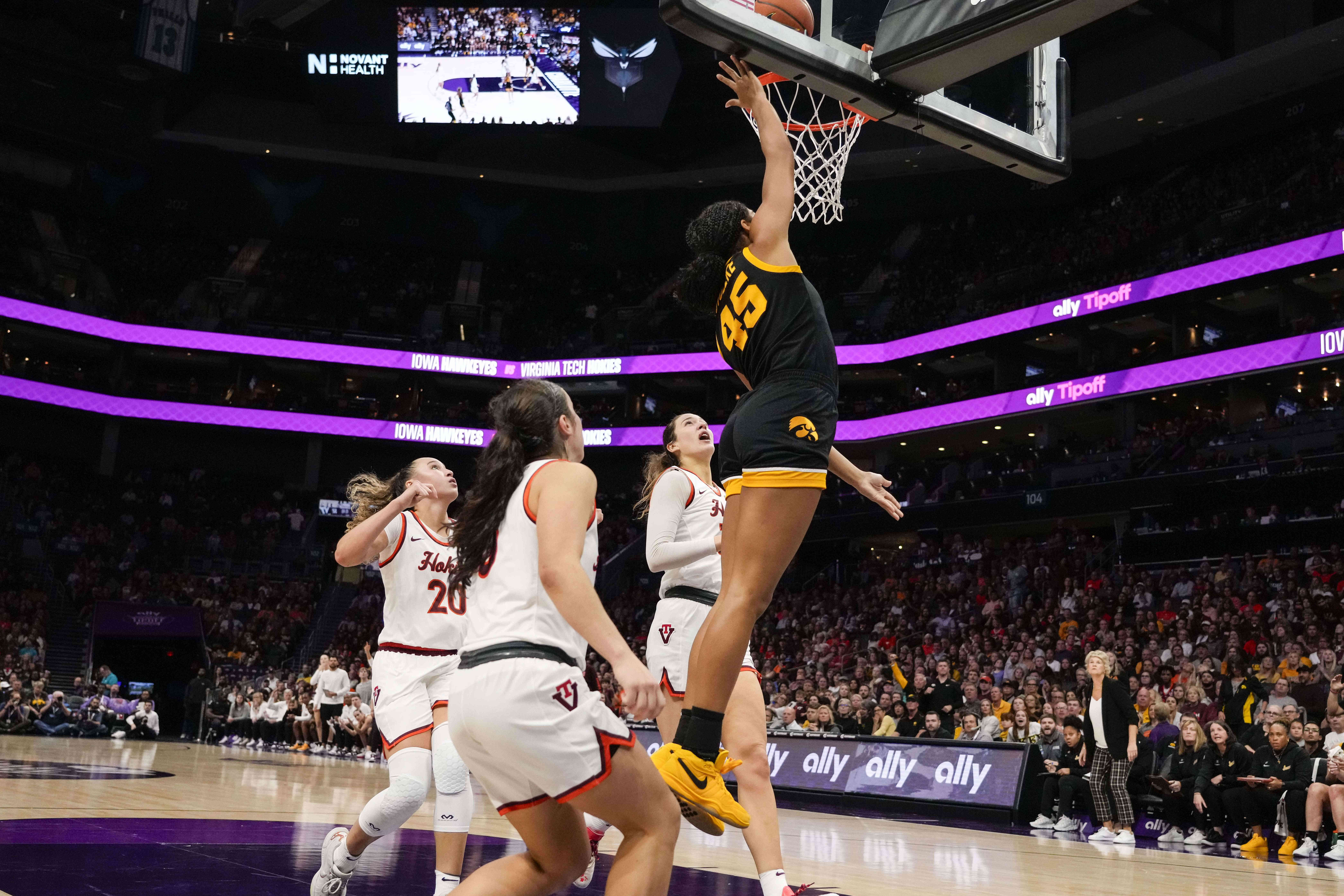 Iowa Hawkeyes vs. Northern Iowa Panthers: Streaming, broadcast info for Sunday