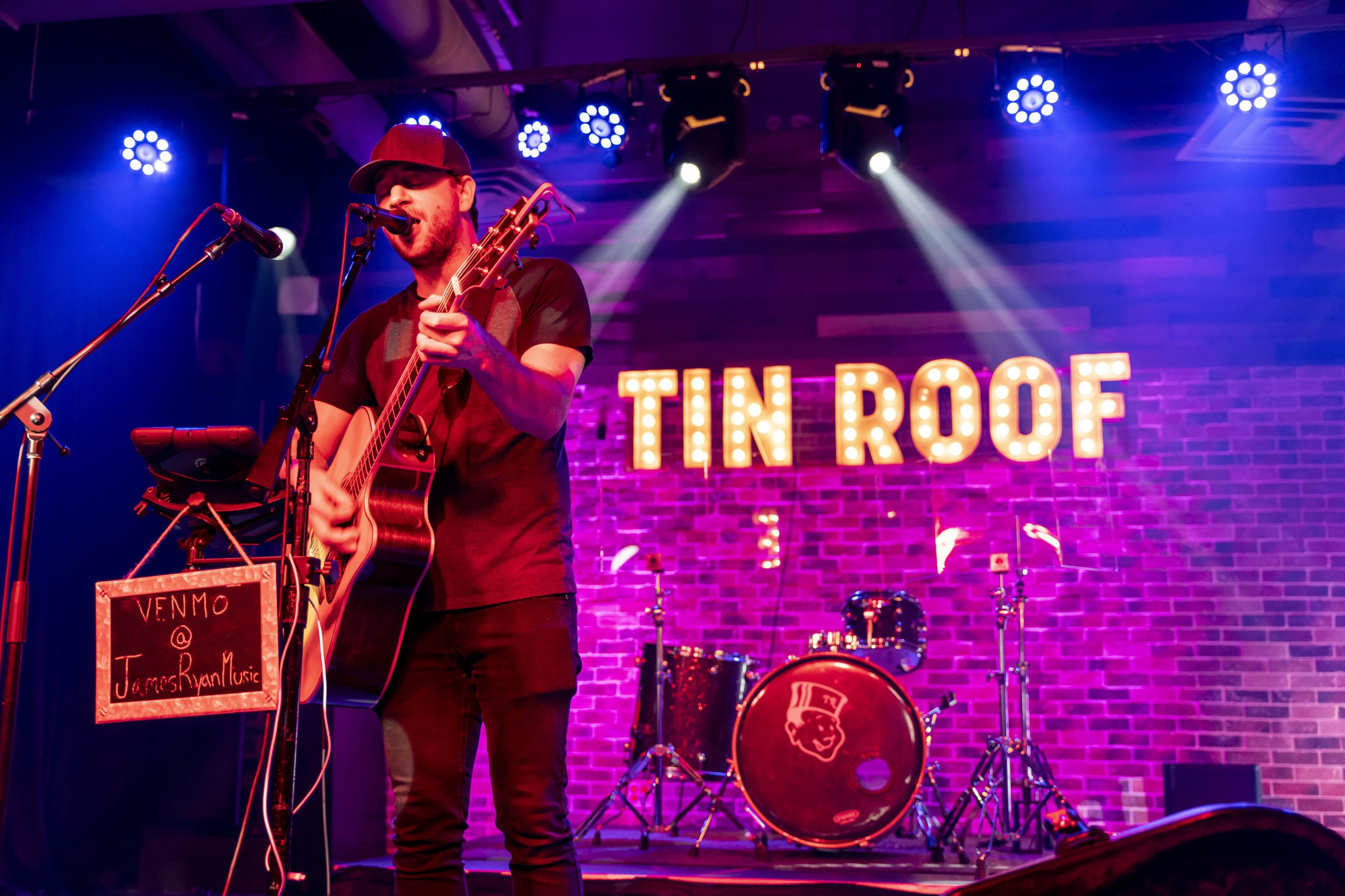 Tin Roof Music Bingo – ICON Park Orlando Entertainment Destination on I-Drive