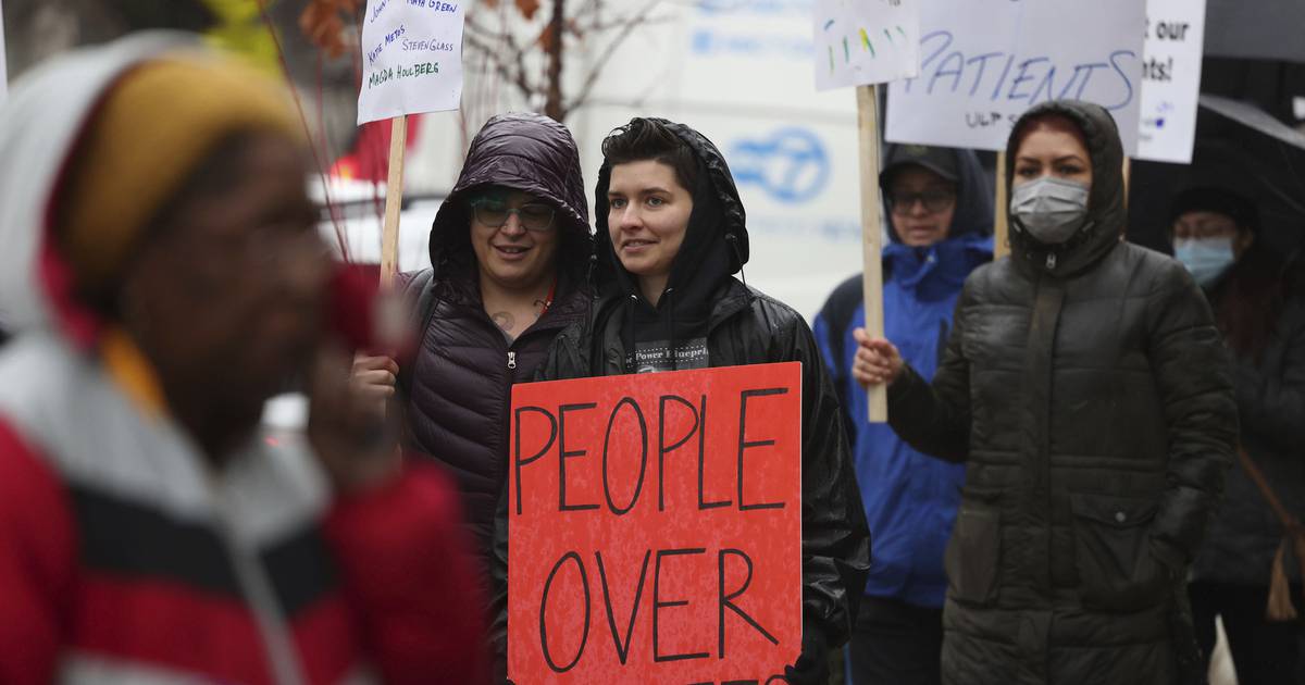 Howard Brown Health employees prepare for second strike