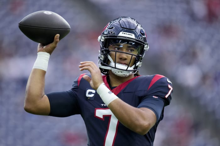 All eyes on quarterbacks as Texans travel to Cincinnati to take on Bengals