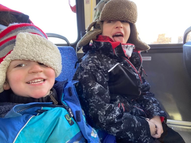 Winnipeg family gives up on car-free lifestyle after struggles with public transit