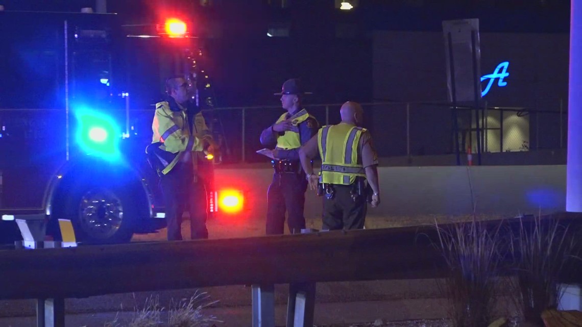 Car strikes pedestrian on I-55 in south St. Louis County