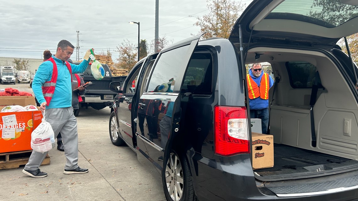 Mayflower Marathon food drive distributes more than 756,000 meals for Thanksgiving