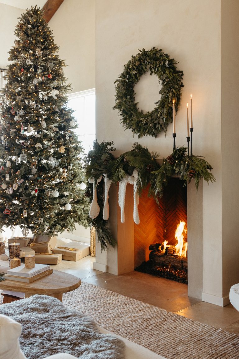 My 2023 Holiday Decor—Exactly How I Turned Our Home Into a Cozy Winter Haven