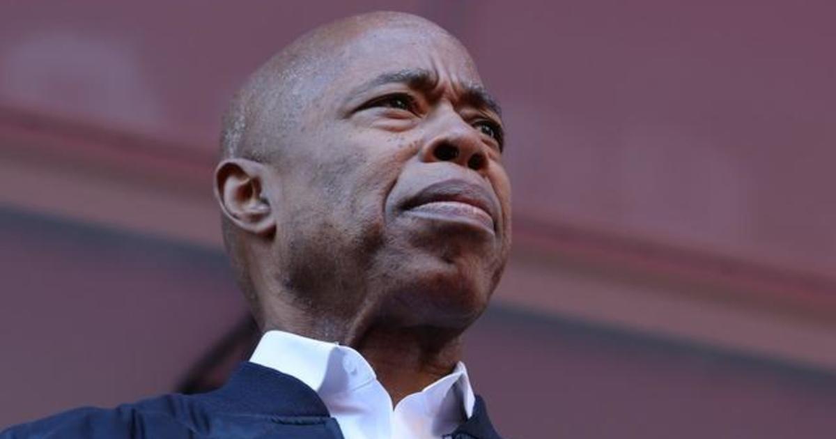 NYC Mayor Eric Adams pushes back on FBI campaign finance probe