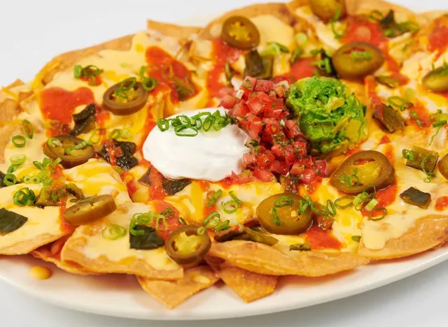 The 8 Worst Restaurant Chain Nachos in America