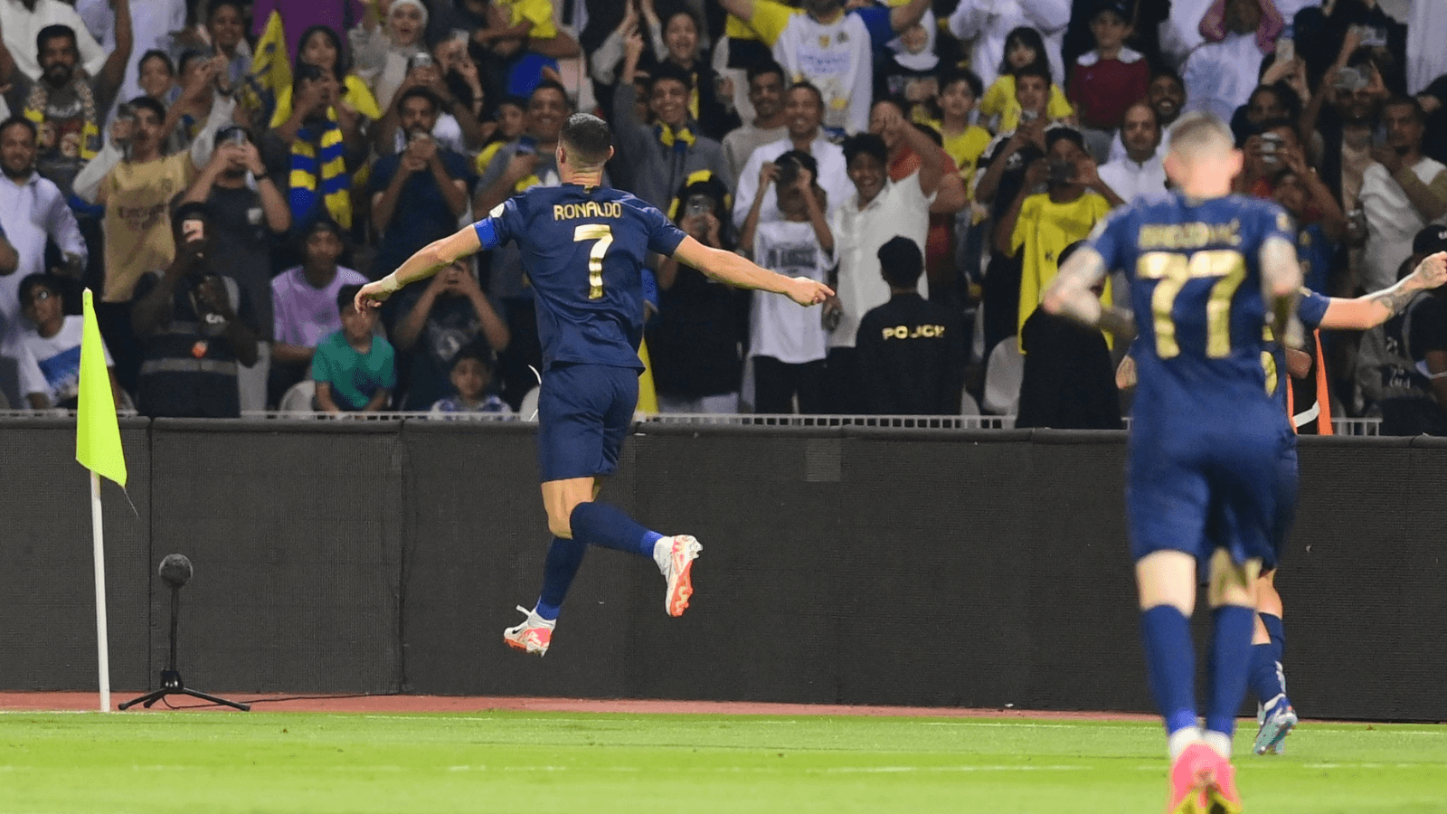 Com gol de Cristiano Ronaldo e brasileiro, Al Nassr vence e segue em busca da liderança da Liga Saudita