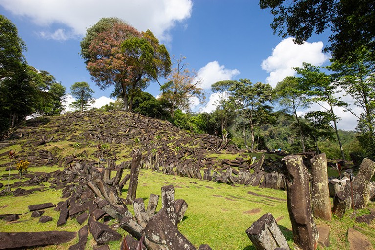 Daily briefing: Furore over ‘oldest pyramid’ claim