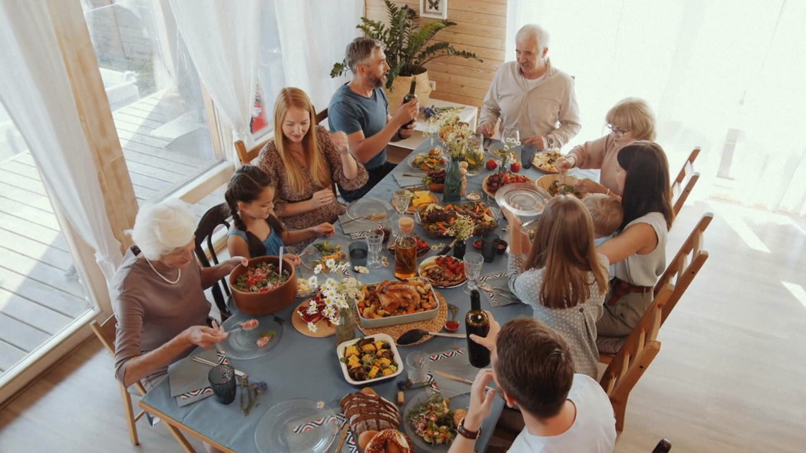 Healthy Thanksgiving eating tips