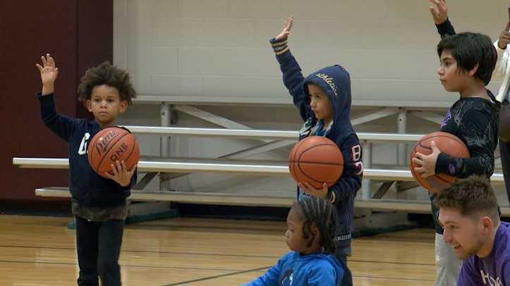 Louisville organization We Survive hosts Basketball deLIGHT