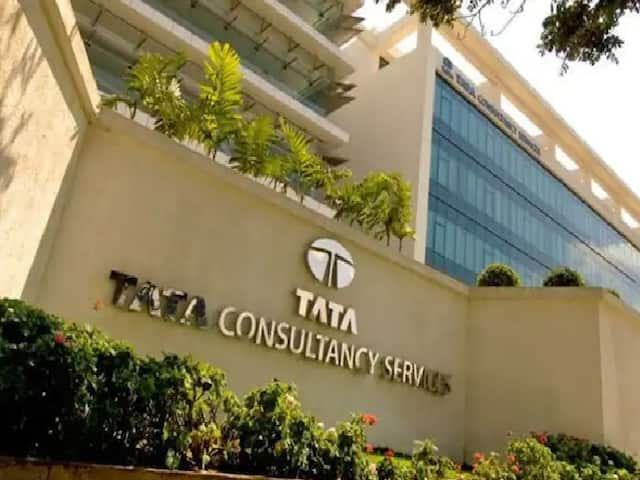 2000 से ज्यादा एंप्लाइज को TCS ने अचानक भेज दिया ट्रांसफर नोटिस, जानें कंपनी ने क्यों लिया फैसला?