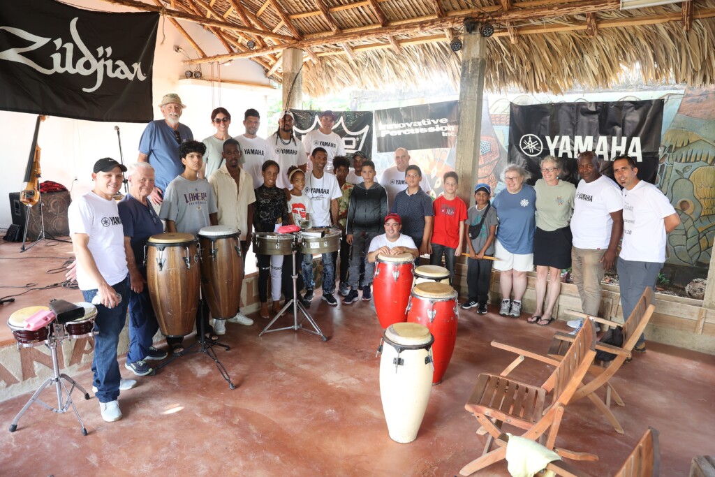 Global Citizen Adventure Corps helps bring music to Cuban classrooms