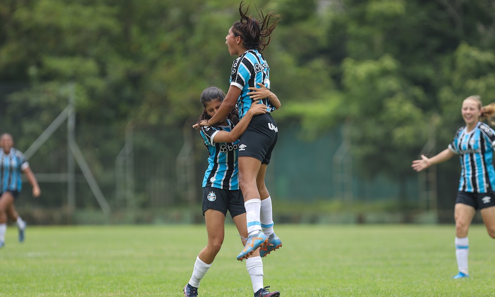 Grêmio vence e se classifica no brasileiro de futebol feminino sub-17