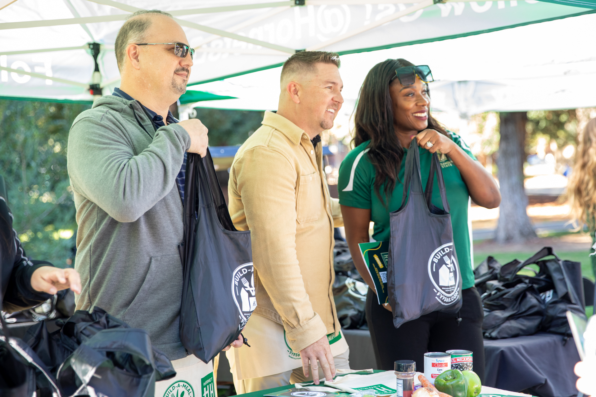 Hundreds of Sac State students receive meal kits and healthy food tips during inaugural Hornet Harvest Gathering