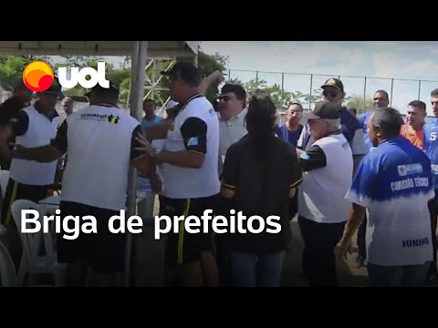 Vídeo: Prefeitos quebram o pau, saem no tapa e interrompem jogo de futebol