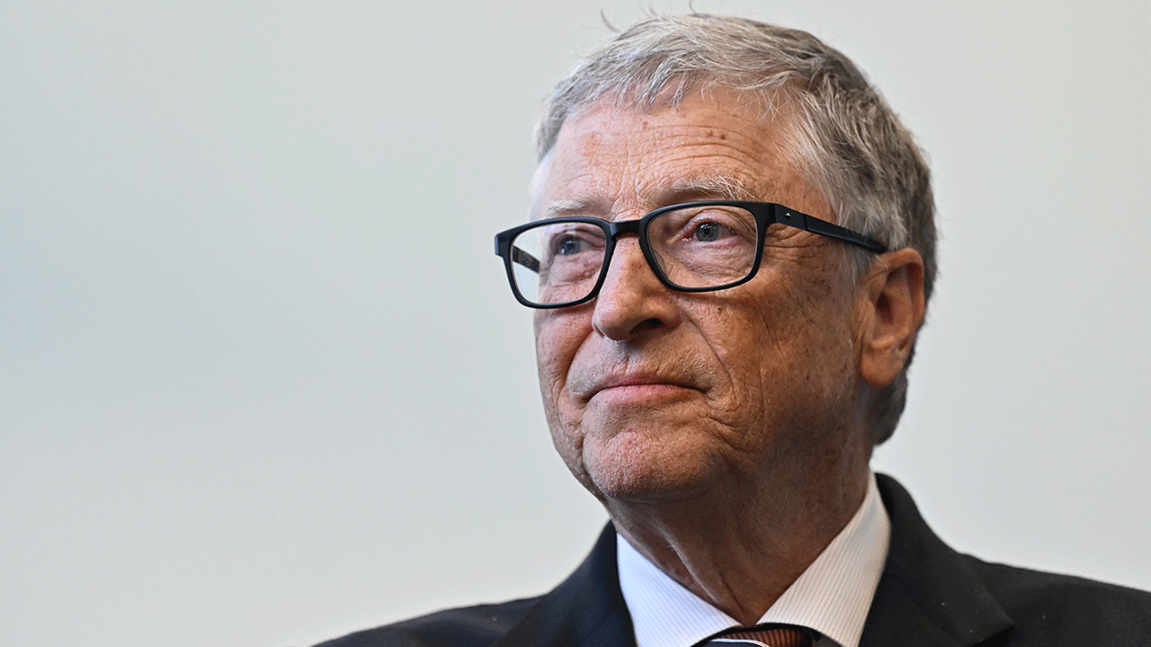 Bill Gates says AI is ‘pretty dumb’ now, but predicts everyone will have robot ‘agents’ within 5 years