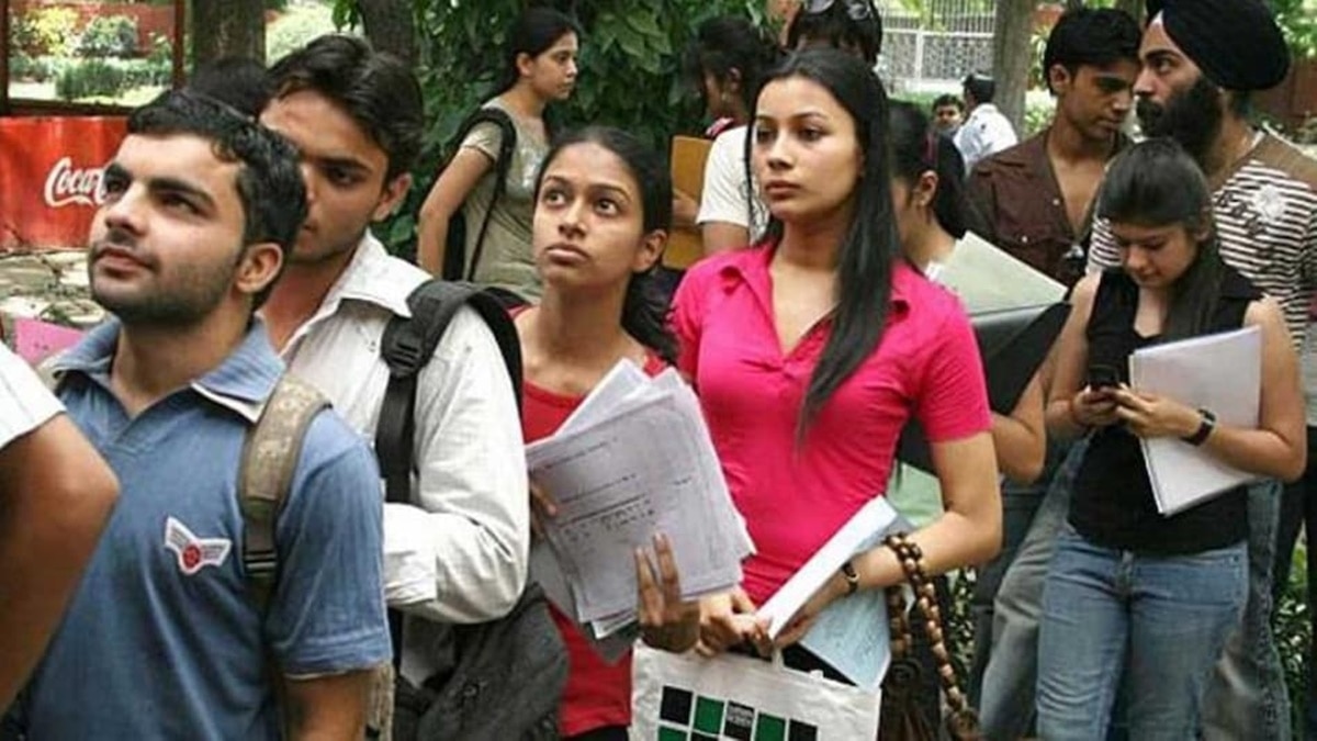 NEET UG 2023: नीट यूजी परीक्षा के लिए योग्यता नियम बदले, पहले खारिज हुए छात्रों को बड़ी राहत