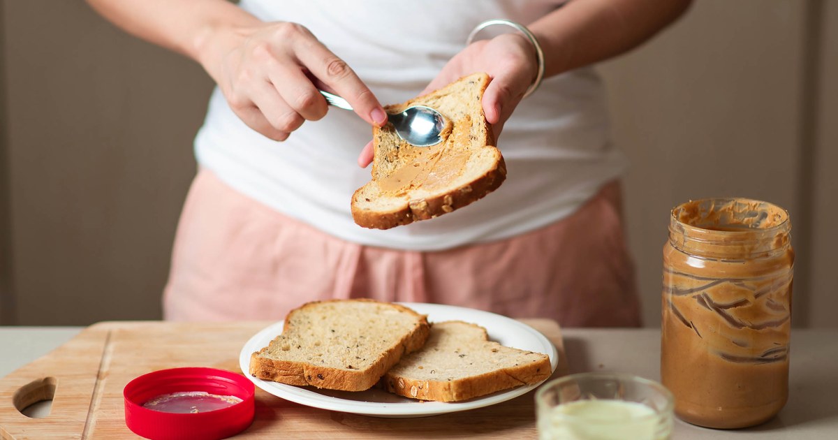 What’s the healthiest type of peanut butter? A dietitian explains