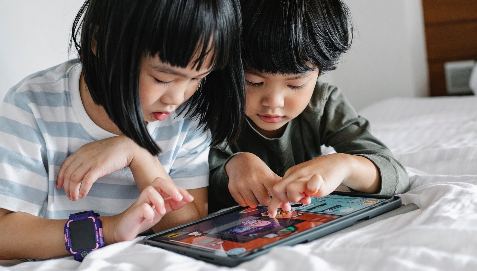 Children’s day: Know the top tech gadgets for kids – From Kindle to Noise Scout smartwatch