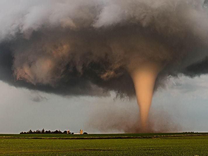 How and Why Do Violent Tornadoes Form?