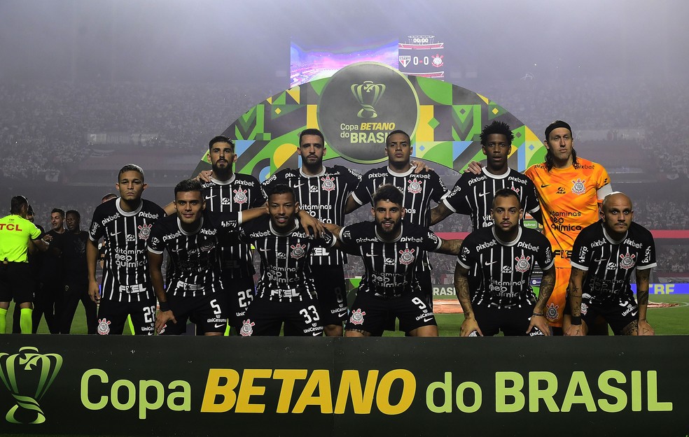 Corinthians conta com “ajuda” do Palmeiras e garante vaga na Copa do Brasil de 2024