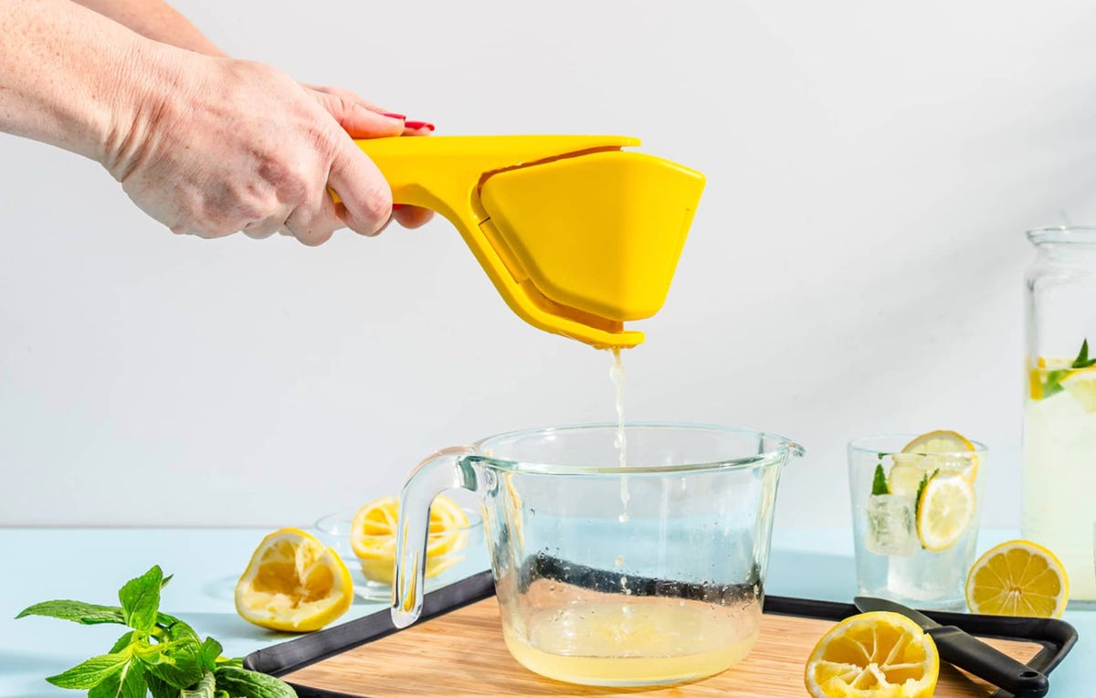 This Citrus Juicer is My Favorite New Kitchen Gadget in 2023, and It’s Only $12 for Black Friday