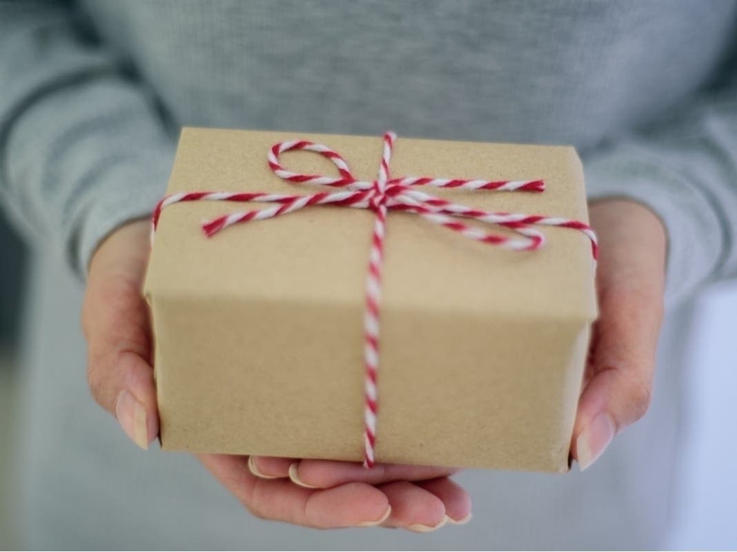 Where To Shop Locally In Edina This Holiday Season!
