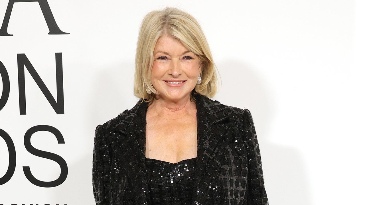 Martha Stewart on Secret to Timeless Fashion, Thanksgiving Traditions