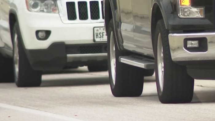 5 ways to help lower your car insurance rates