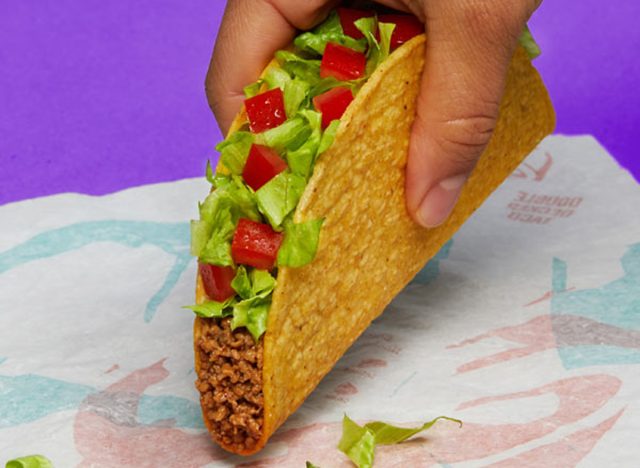 8 Best & Worst Tacos at Taco Bell, According to a Dietitian