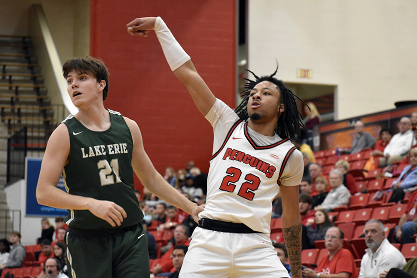 YSU pulls away from Lake Erie